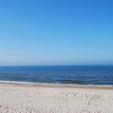 Domyletnie Mały Dom 46 M2 Z Ogrodzoną Działką * Sarbinowo