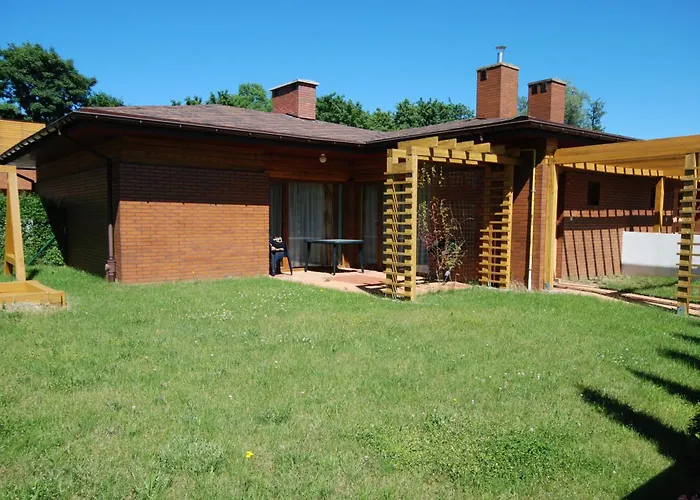 Casa de Férias Domyletnie Maly Dom 46 M2 Z Ogrodzona Dzialka