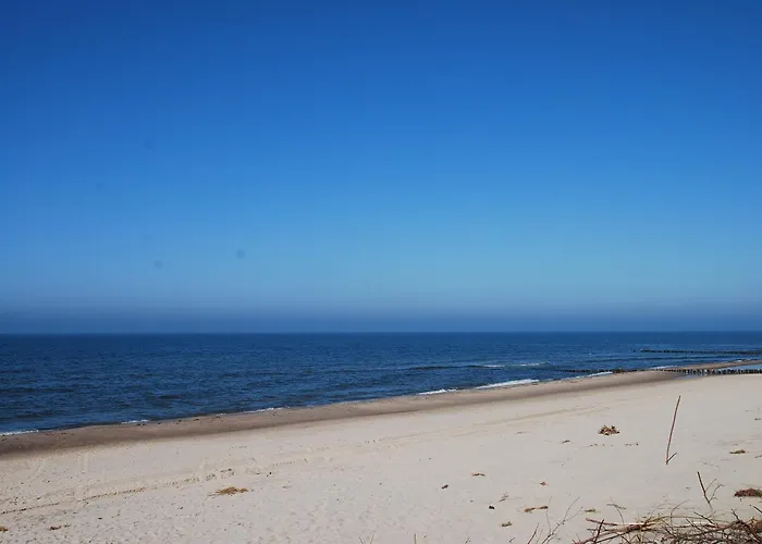 Domyletnie Maly Dom 46 M2 Z Ogrodzona Dzialka Casa de Férias